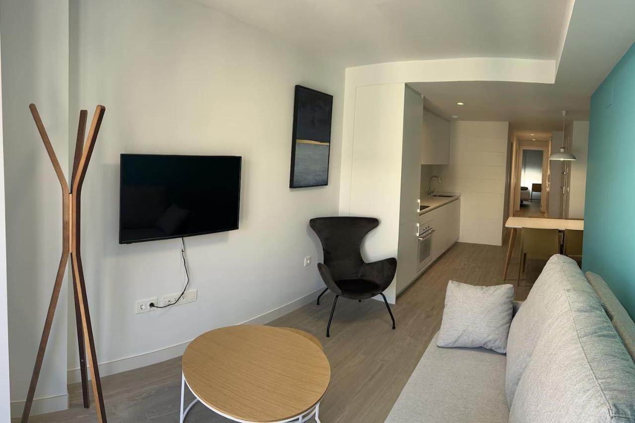 Apartamentos Breton 17 Suite Familiar Аликанте Экстерьер фото