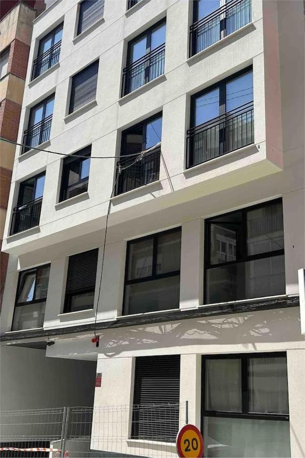 Apartamentos Breton 17 Suite Familiar Аликанте Экстерьер фото