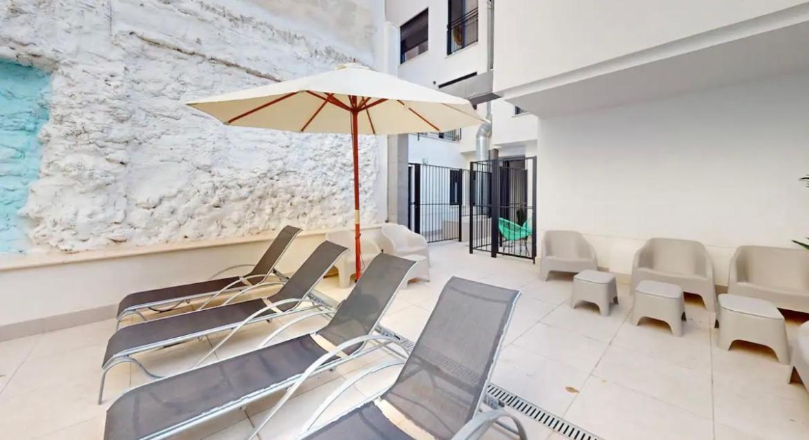 Apartamentos Breton 17 Suite Familiar Аликанте Экстерьер фото